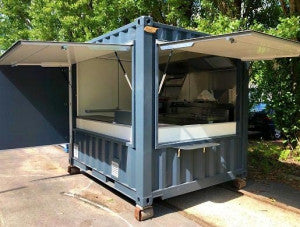 Δοχείο που μετατράπηκε σε σνακ μπαρ